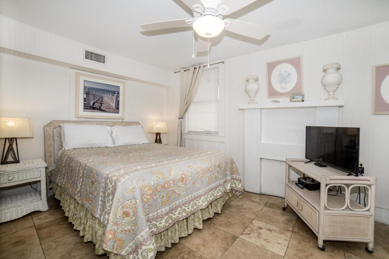 Sun N Fun Beachfront Vacation Rentals อินเดียนชอร์ส ภายนอก รูปภาพ